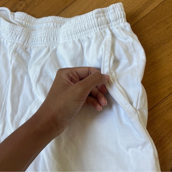 SPORTY & RICH LR INSPIRED GYM SHORT - Picture 4 of 9